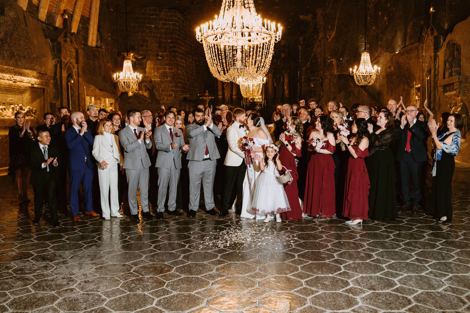 Ślub w Polsce. Kopalnia Soli w Wieliczce. Zdjęcie nr. 65