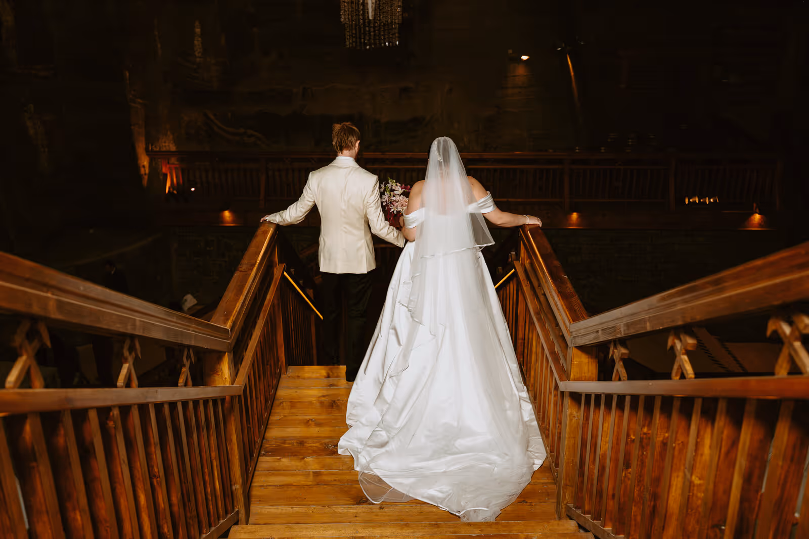 Ślub w Polsce. Kopalnia Soli w Wieliczce. Zdjęcie nr. 75