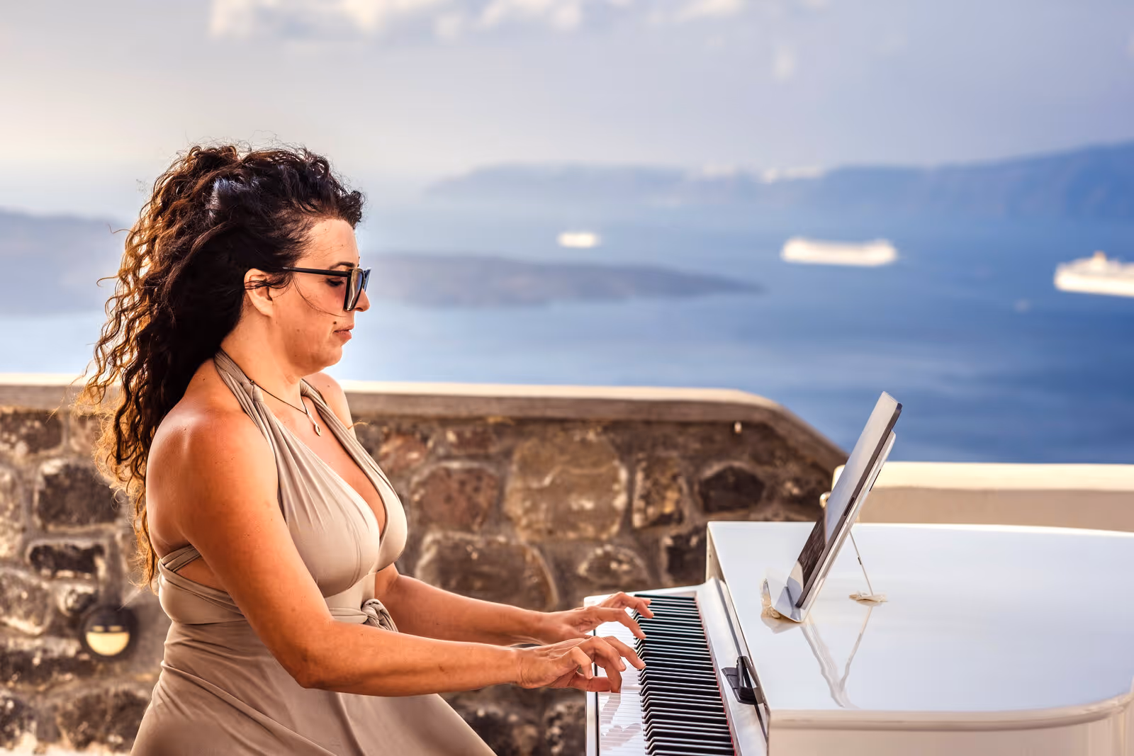 Ślub w Grecji. Santorini. Taras nr. 8. Zdjęcie nr. 3