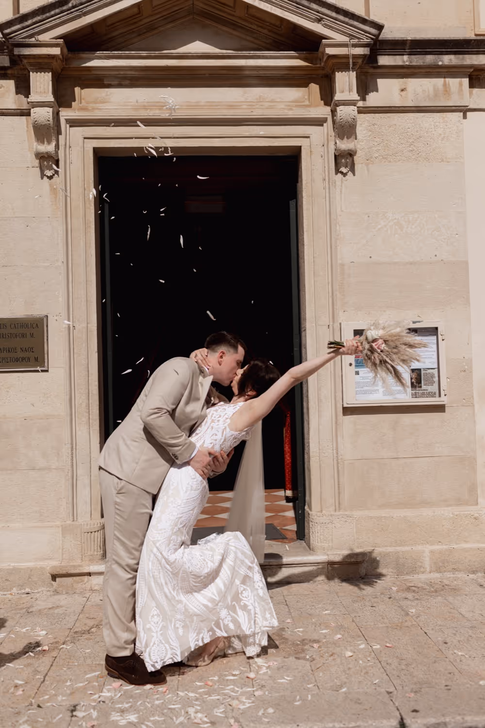 Korfu Katedra na starówce w Korfu i ślub na romantycznej plaży