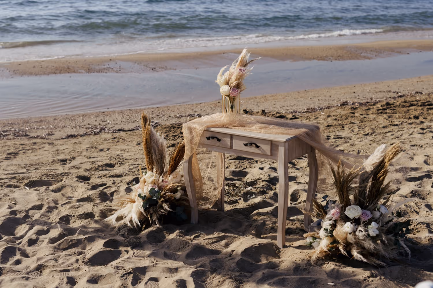 Korfu Katedra na starówce w Korfu i ślub na romantycznej plaży