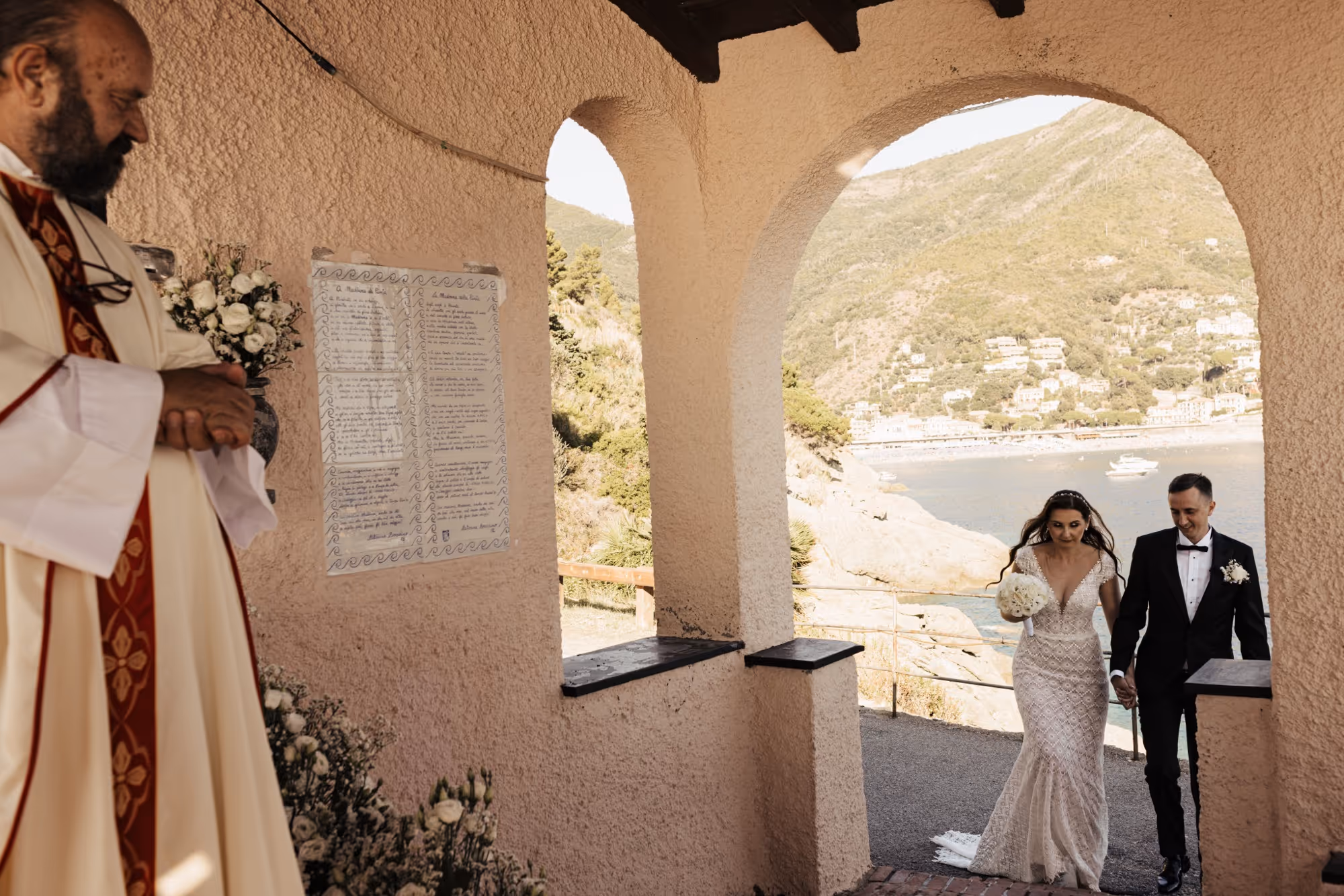 Liguria Kościółek z otwartymi krużgankami - Bonassola