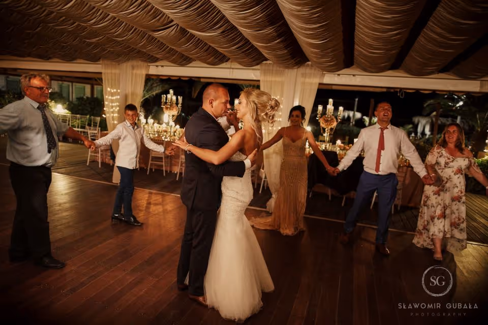 Liguria Kościółek położony na skale - Portovenere