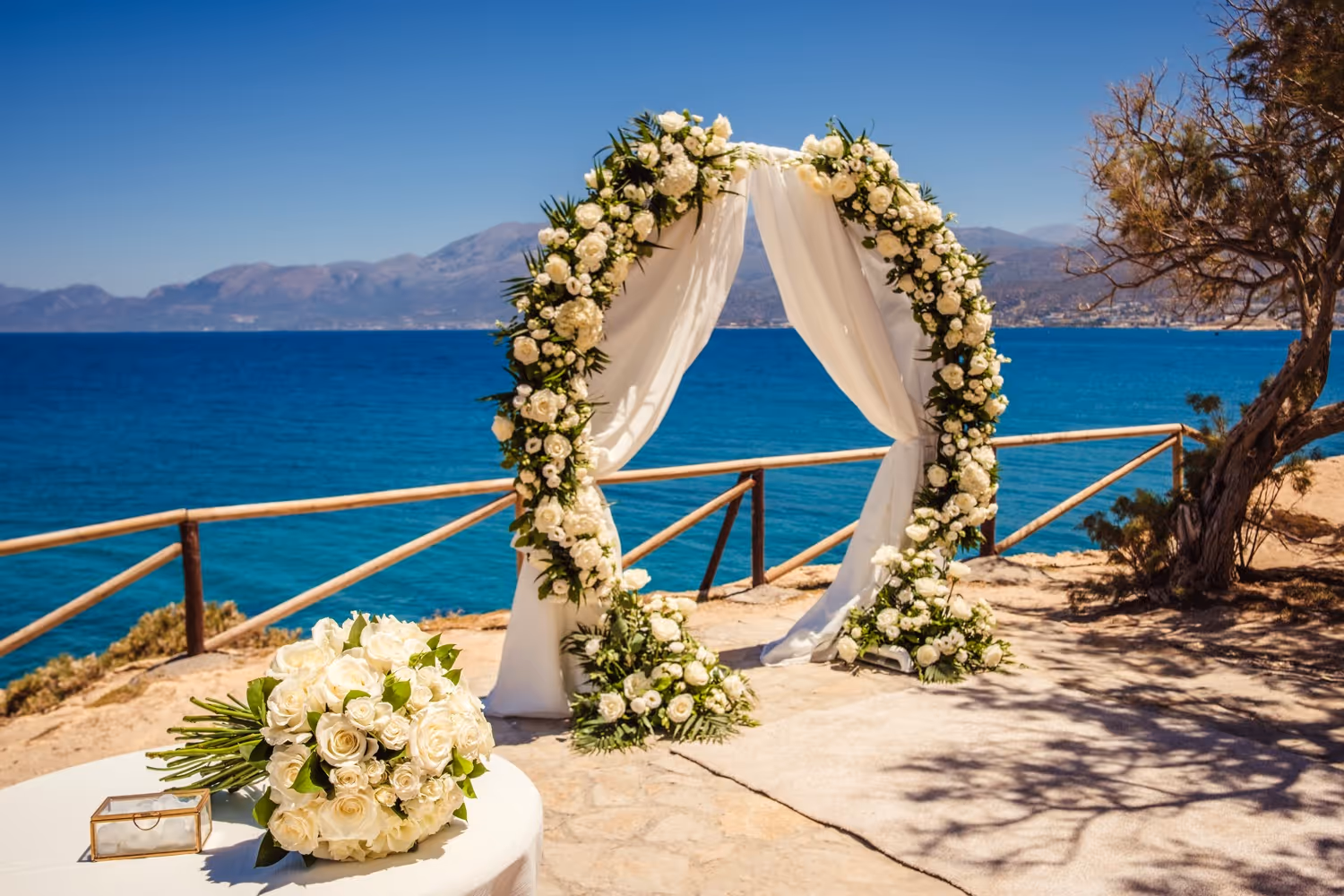 Kreta Taras widokowy przy kapliczce (Kreta wschodnia)