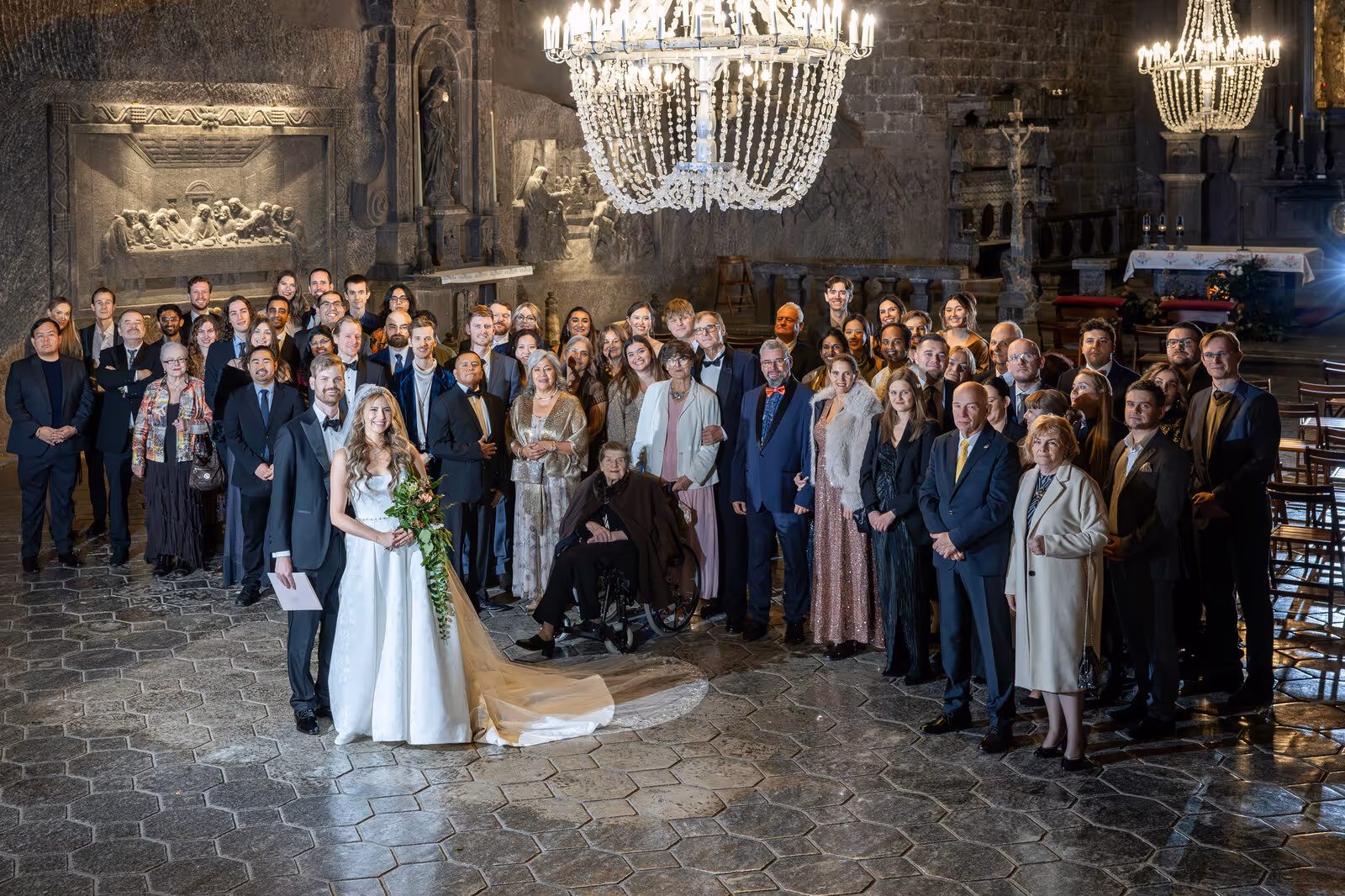 Ślub w Polsce. Kopalnia Soli w Wieliczce. Zdjęcie nr. 160