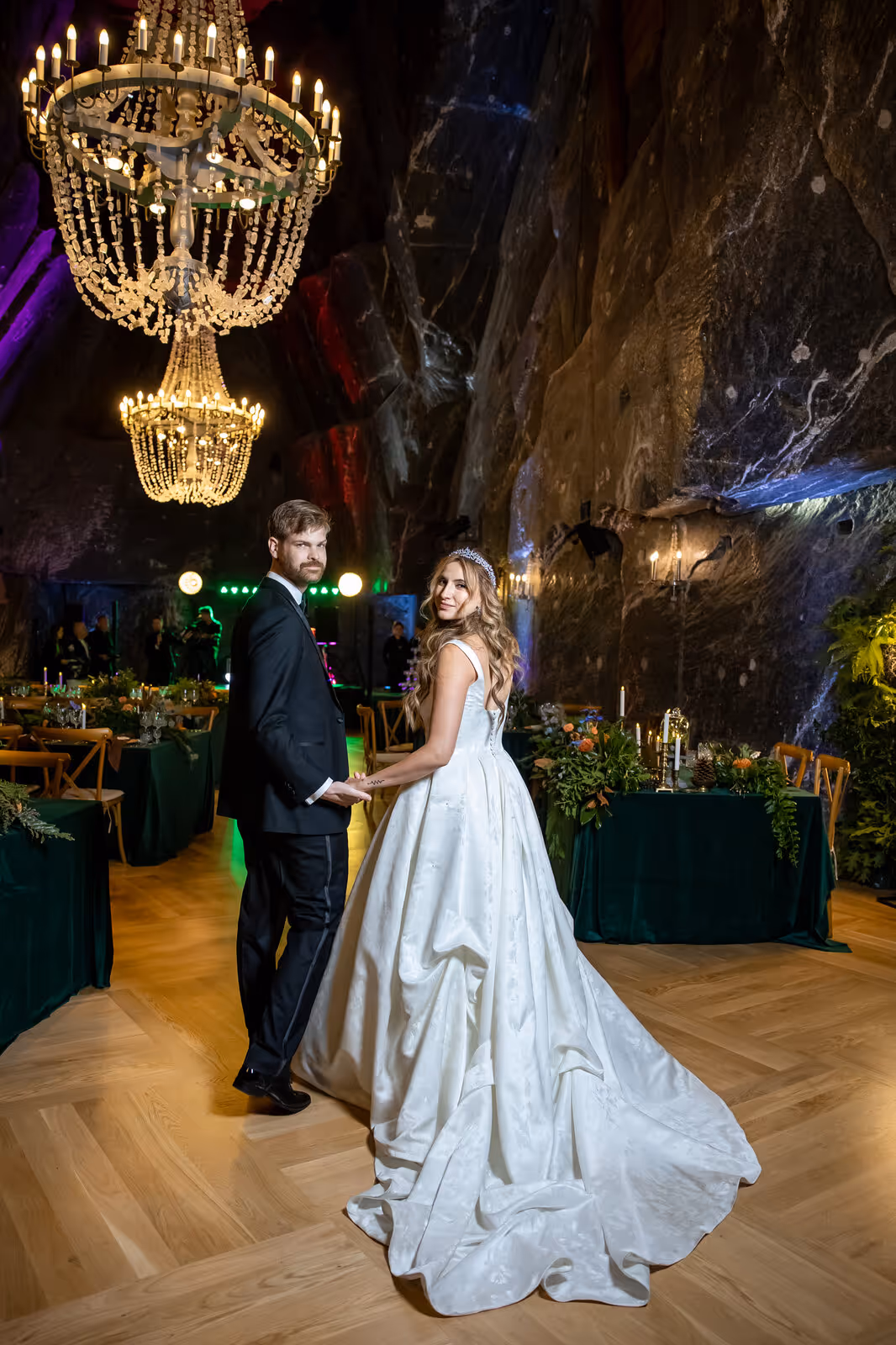 Ślub w Polsce. Kopalnia Soli w Wieliczce. Zdjęcie nr. 169