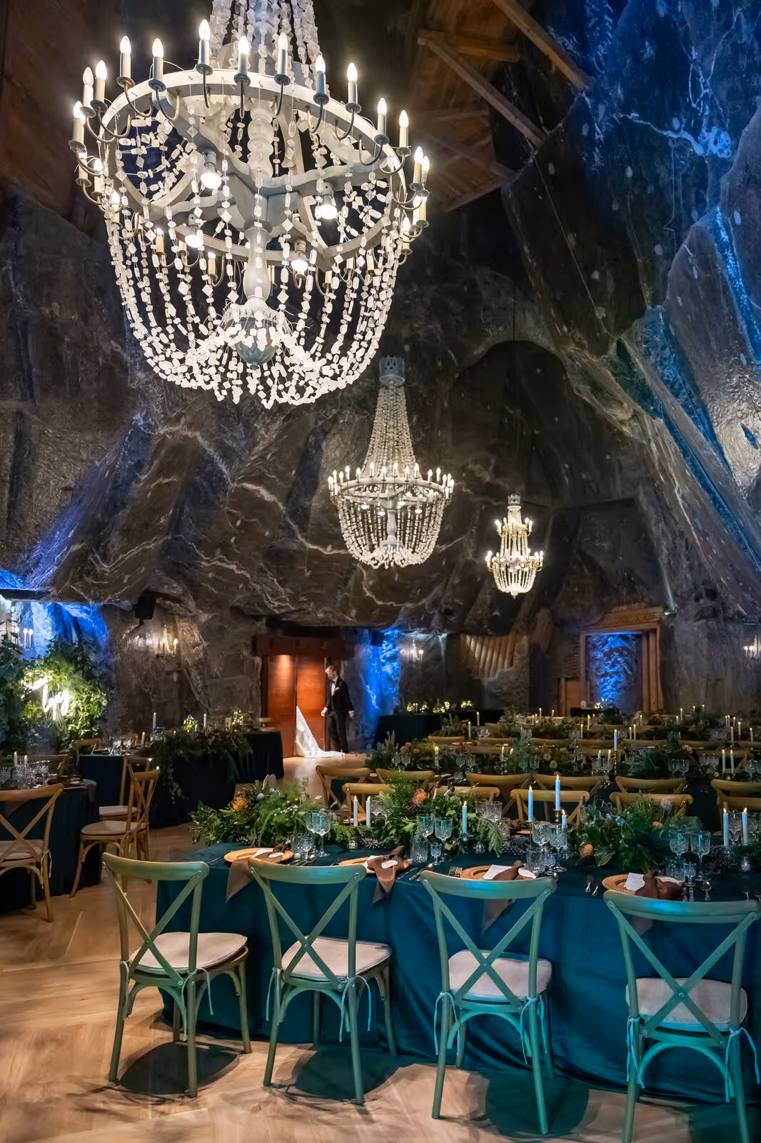 Ślub w Polsce. Kopalnia Soli w Wieliczce. Zdjęcie nr. 184