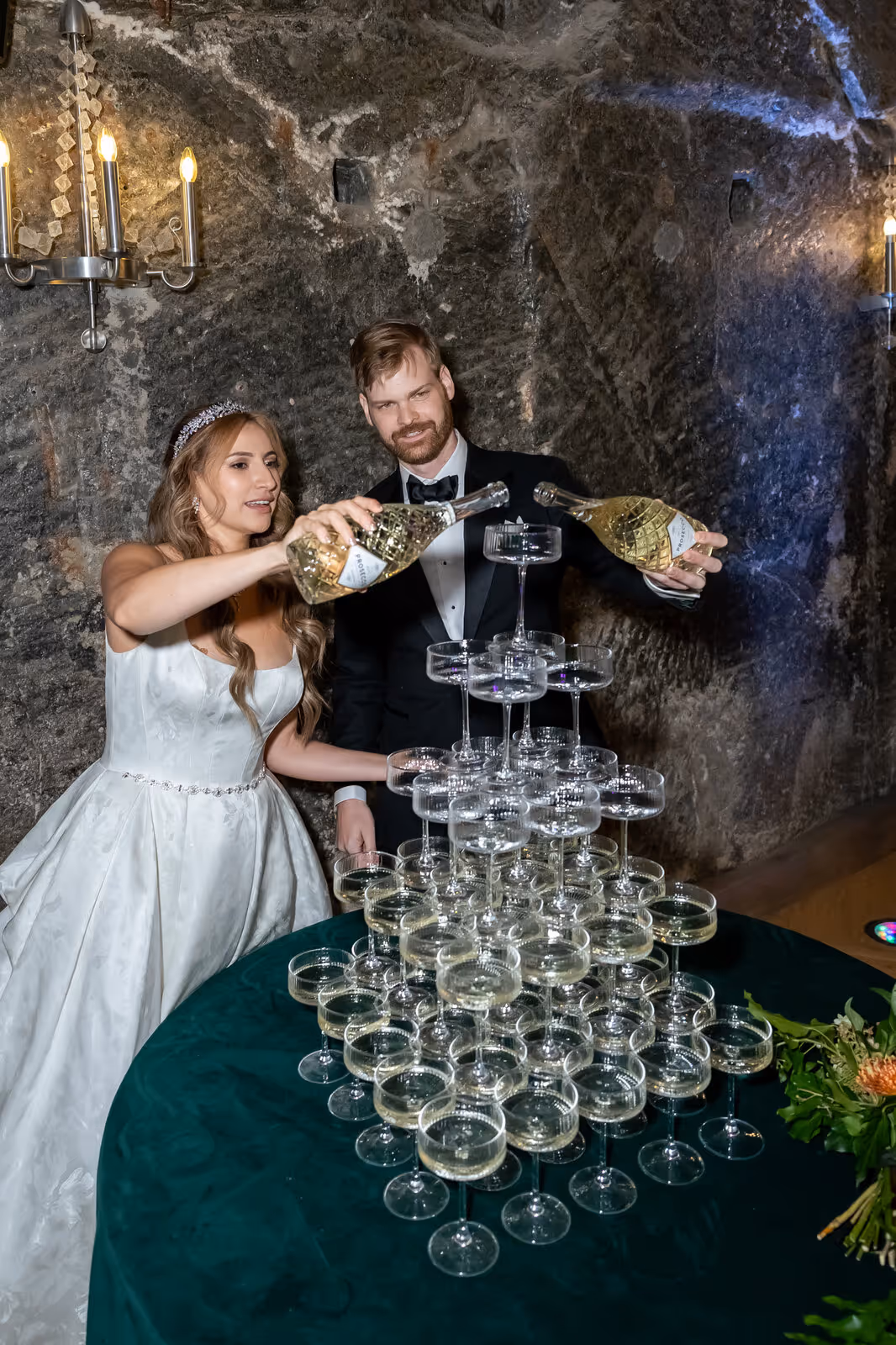 Ślub w Polsce. Kopalnia Soli w Wieliczce. Zdjęcie nr. 192