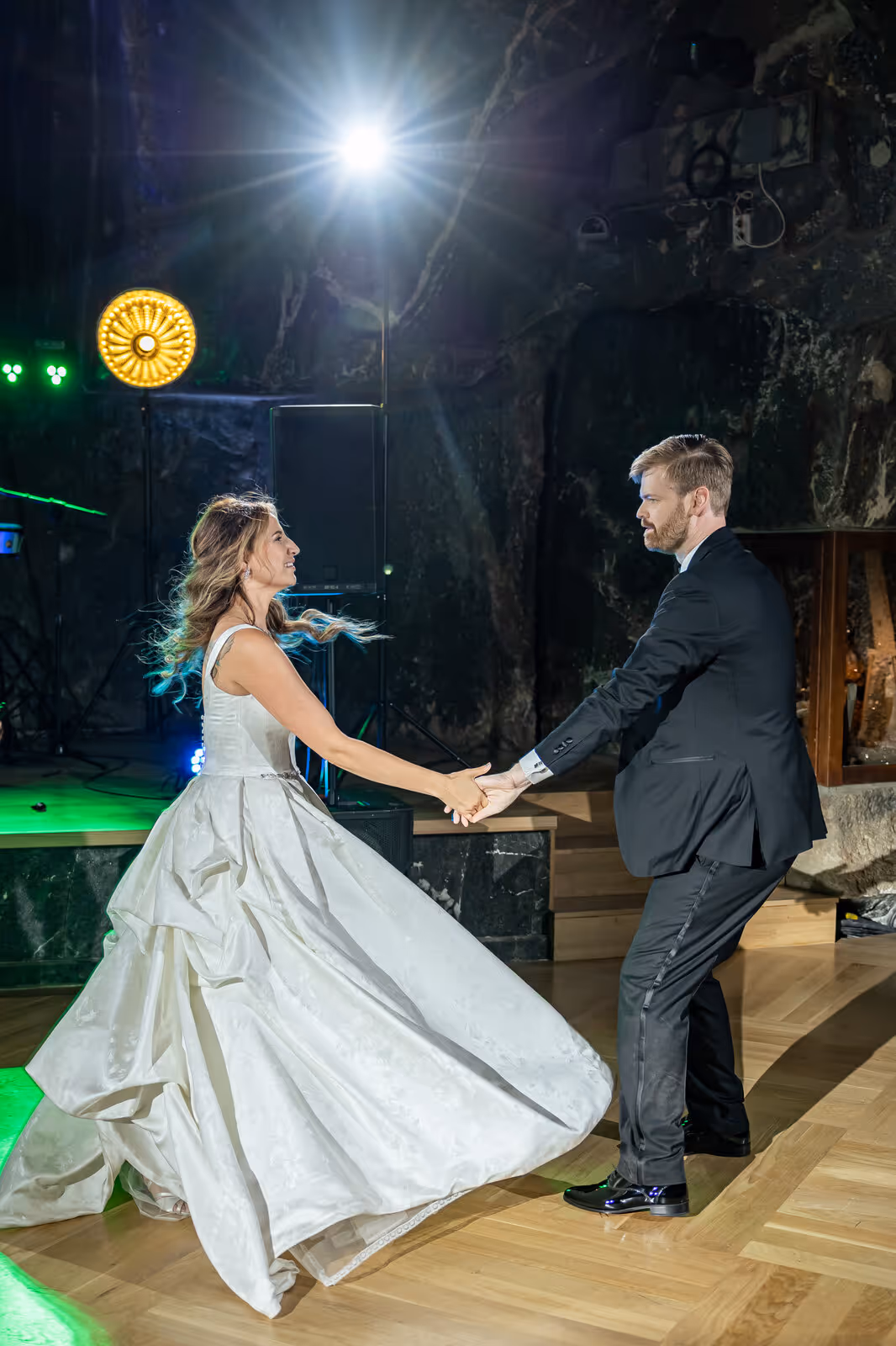 Ślub w Polsce. Kopalnia Soli w Wieliczce. Zdjęcie nr. 224