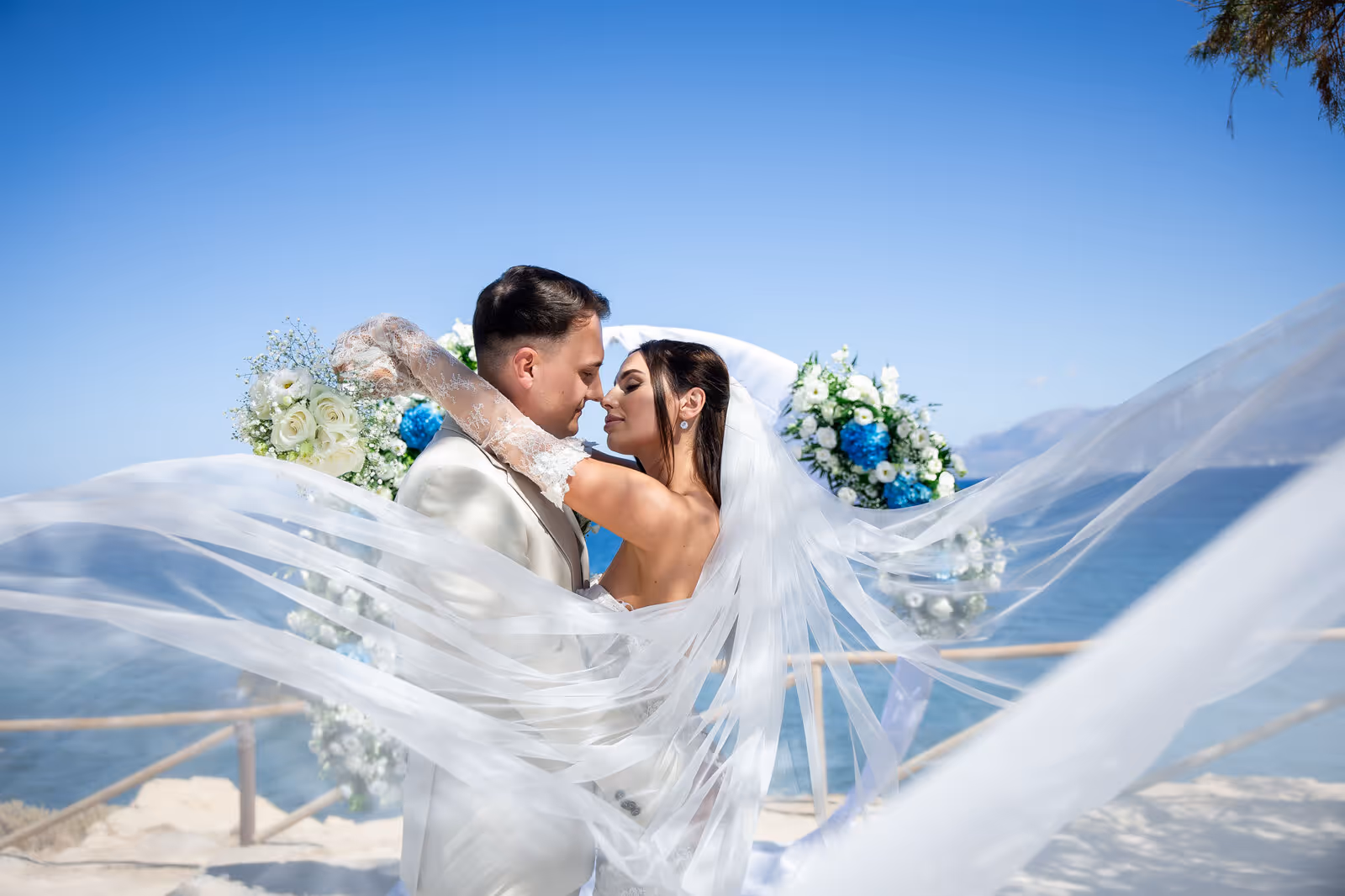 Ślub w Grecji - Kreta. Taras przy Kapliczce. Zdjęcie nr. 14