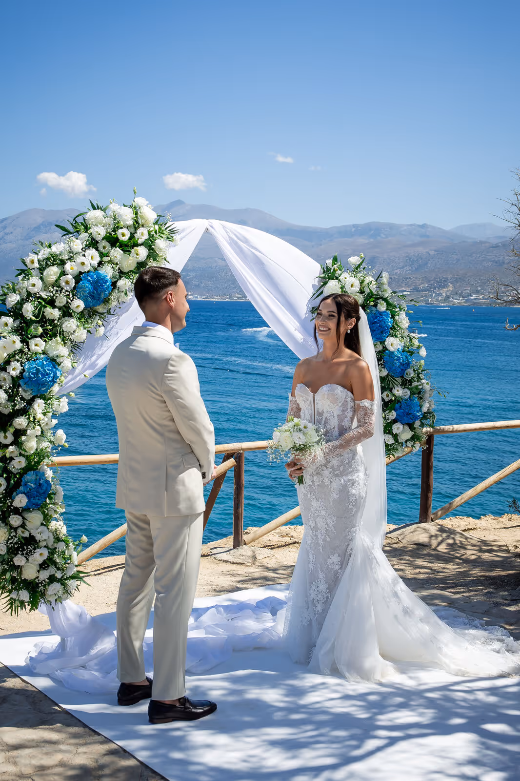 Ślub w Grecji - Kreta. Taras przy Kapliczce. Zdjęcie nr. 8