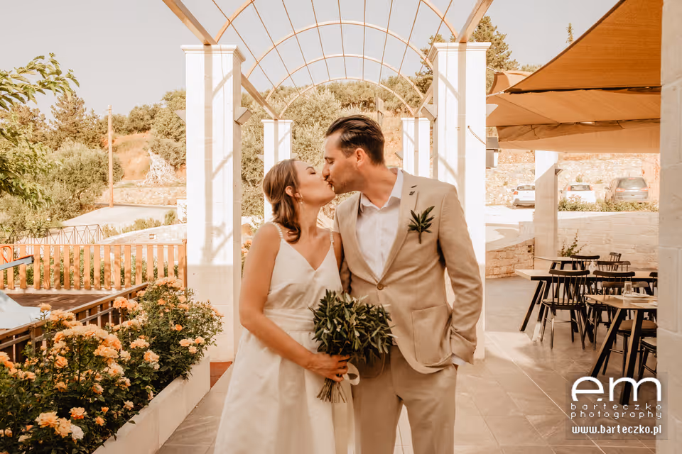 Kreta Taras z widokiem na gaje oliwne (Kreta zachodnia)