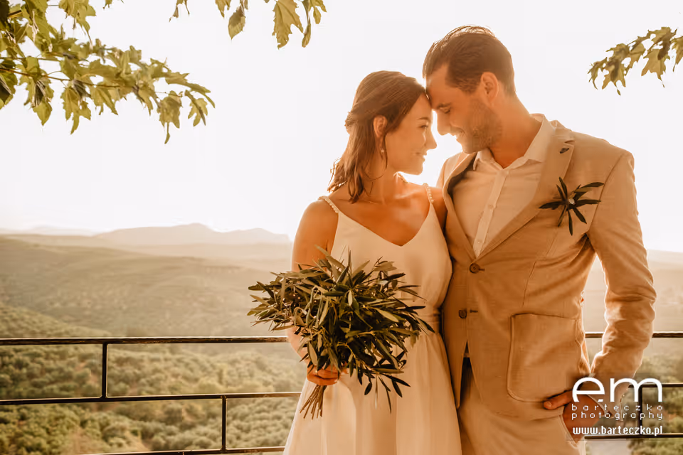 Kreta Taras z widokiem na gaje oliwne (Kreta zachodnia)