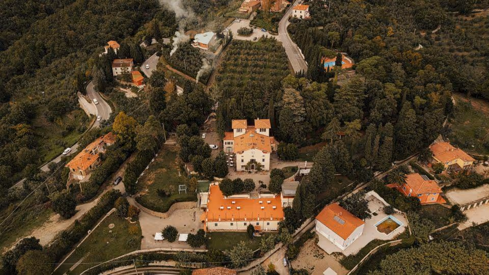 Toskania Ślub cywilny w ogrodzie willi