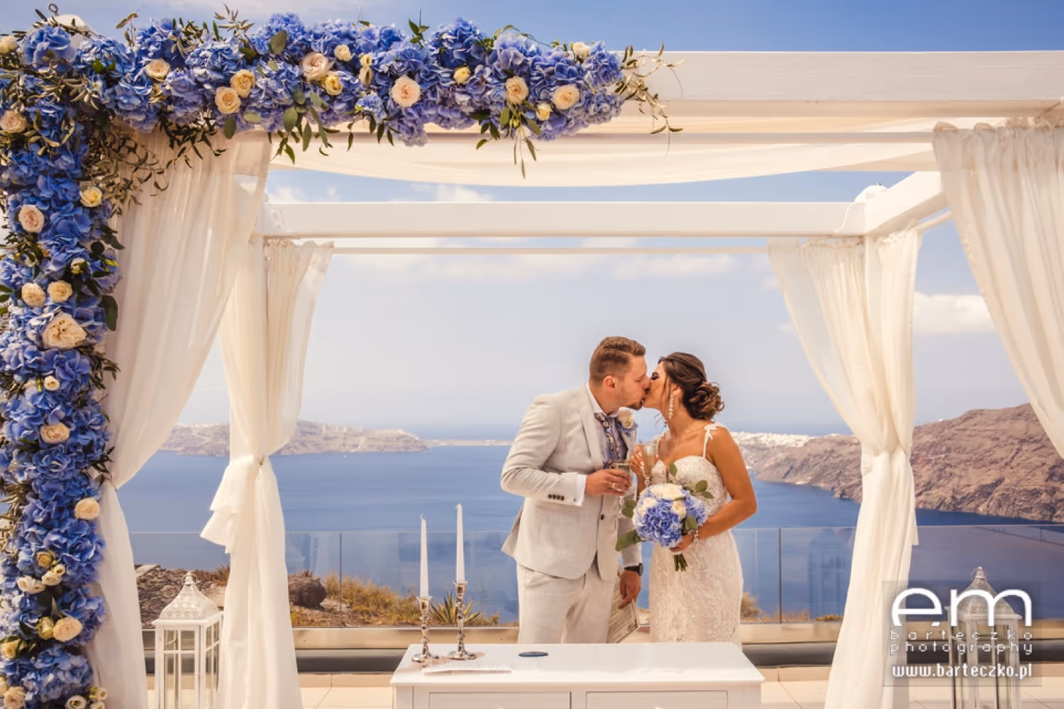 Santorini Taras numer 4