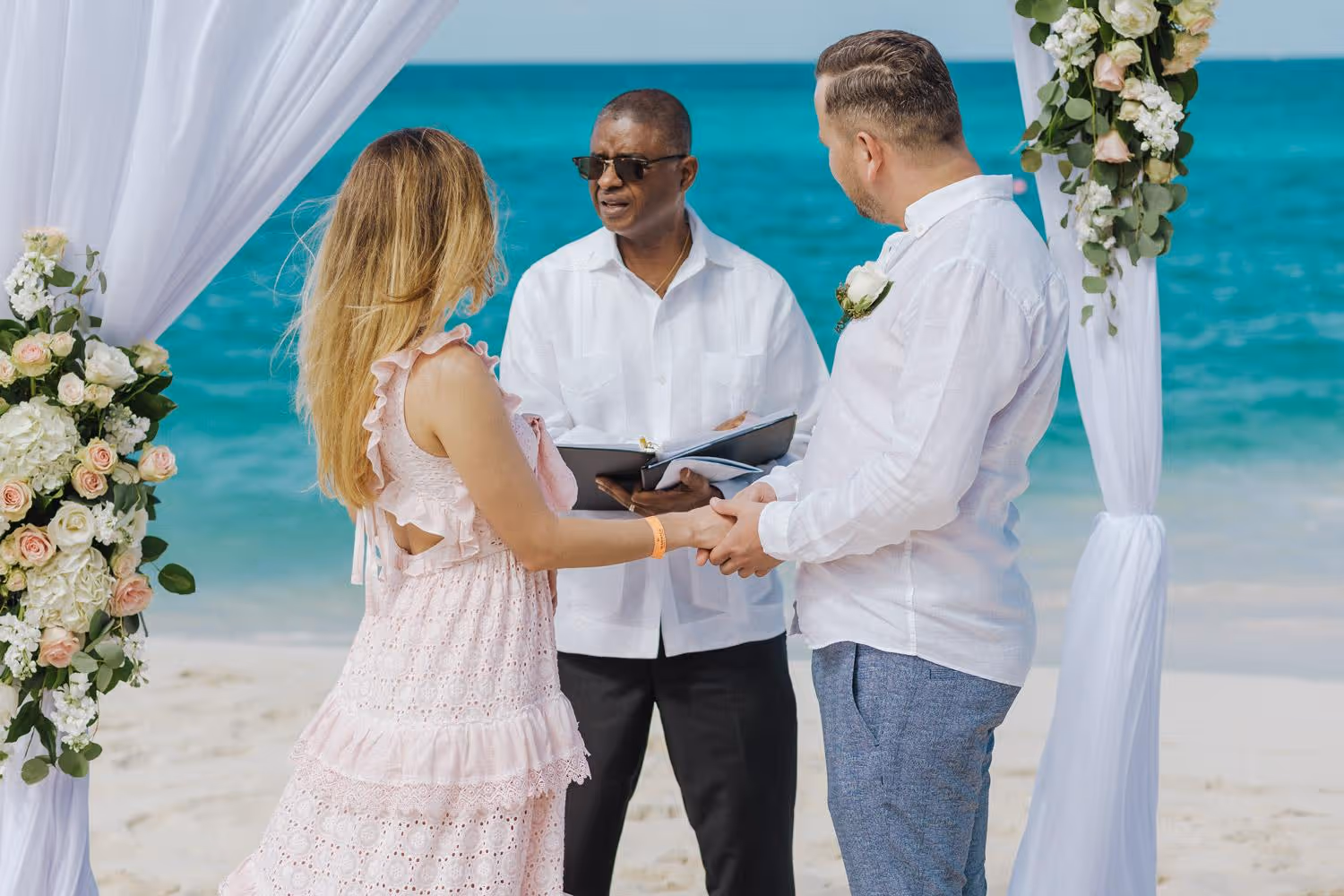 Wyspy Bahama Ślub na piaszczystej plaży