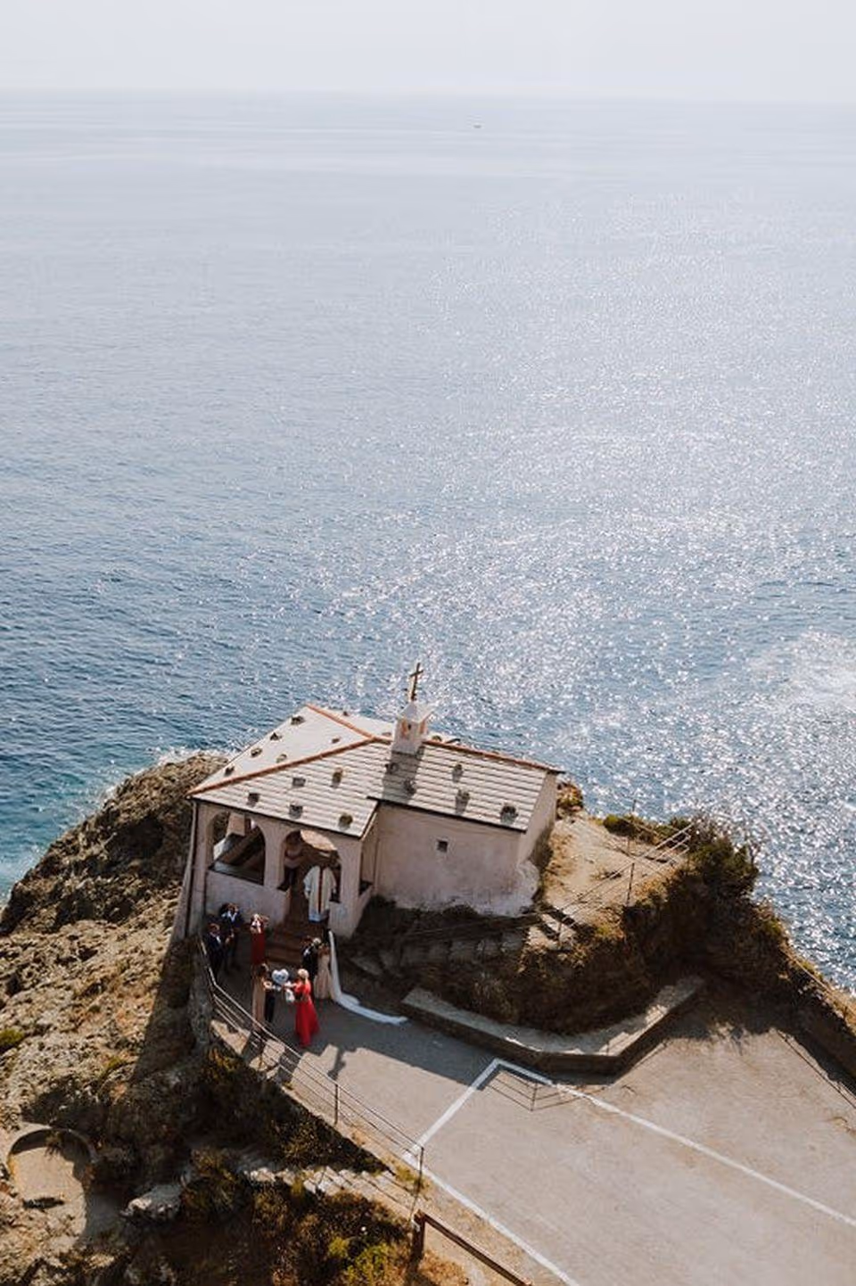 Liguria Kościółek z otwartymi krużgankami - Bonassola