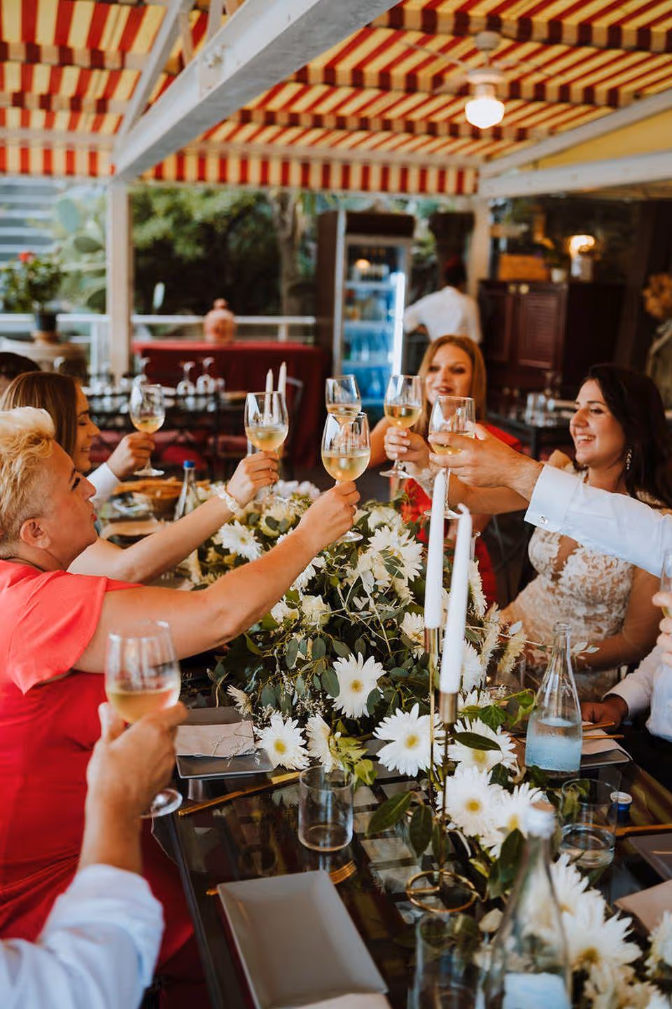 Liguria Kościółek z otwartymi krużgankami - Bonassola