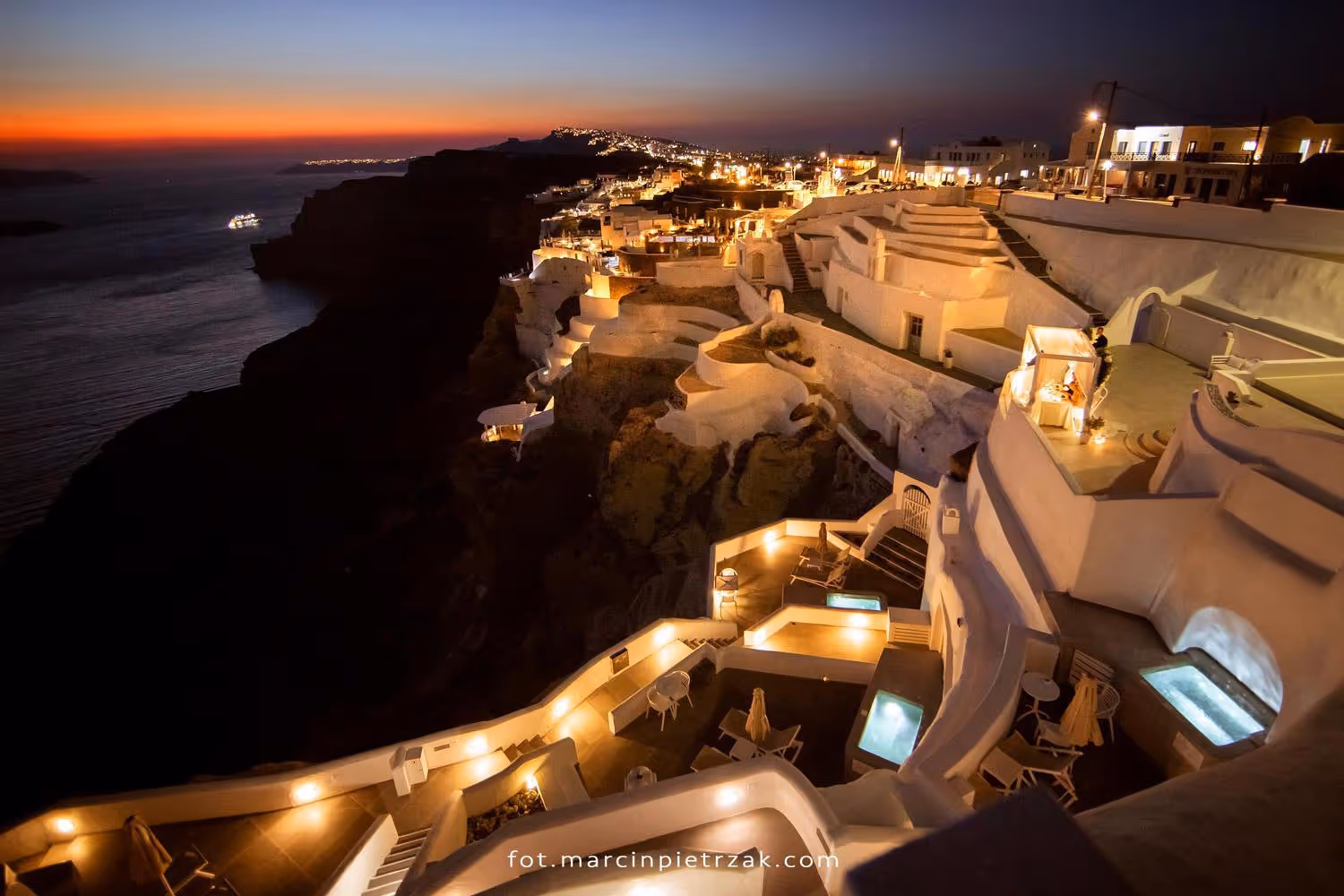 Santorini Taras numer 2