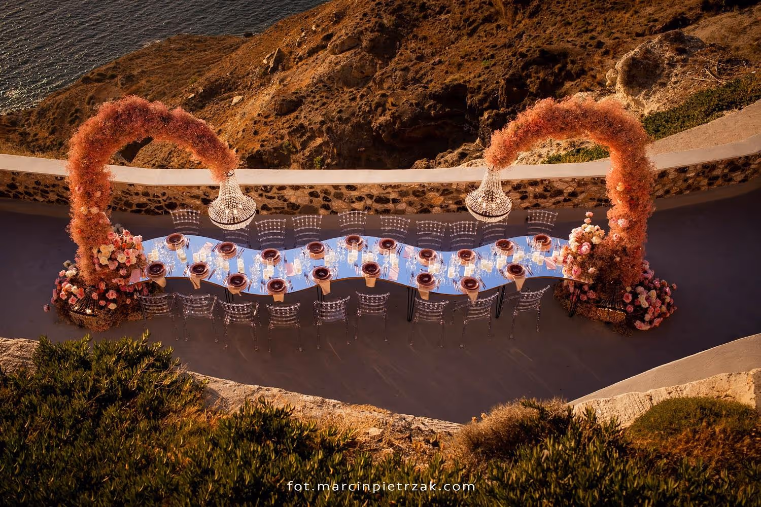 Santorini Taras numer 8